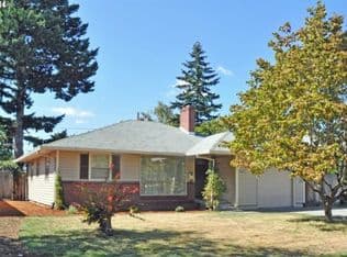 Nearby home at 9657 SE 44th Ave