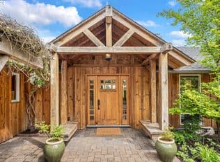 Nearby home at 19350 Suncrest Dr