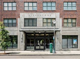 Nearby home at 821 NW 11th Ave APT 105