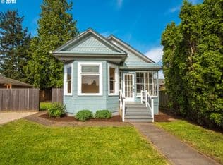 Nearby home at 705 NE 72nd Ave