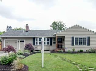 Nearby home at 4514 SE Howe St