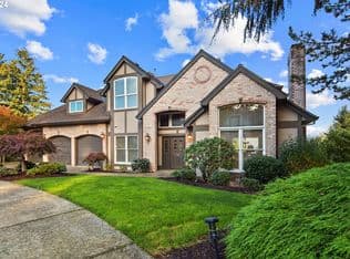 Nearby home at 1611 Arran Ct