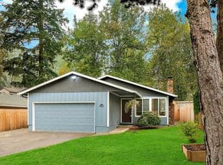 Nearby home at 18365 Willamette Dr