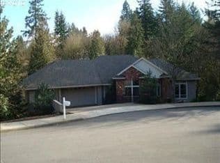 Nearby home at 2429 Woodhaven Ct