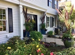 Nearby home at 1604 Arran Ct