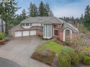 Nearby home at 1609 Arran Ct