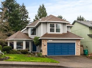 Nearby home at 12350 SW Millview Ct