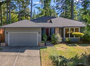 Nearby home at 1594 Skye Pkwy