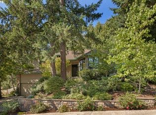 Nearby home at 1494 Skye Pkwy