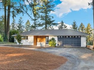 Nearby home at 2041 Marylhurst Dr