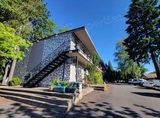 Nearby home at 12175 SW Allen Blvd #1