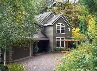 Nearby home at 2269 Parkview Ct