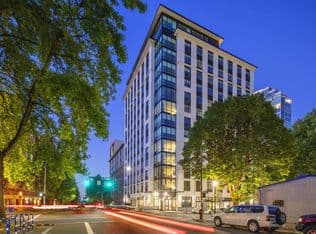 Nearby home at 1177 SW Market St #411