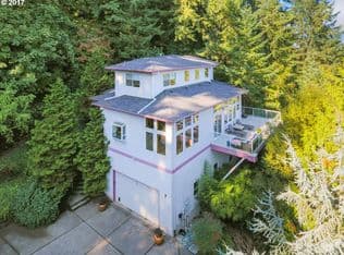 Nearby home at 18400 Hillside Ct