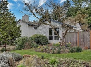 Nearby home at 19598 Kapteyns St