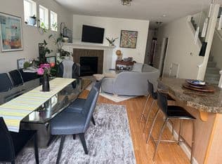 Nearby home at 1402 SW 176th Ter