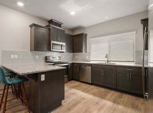 Nearby home at 8887 SW Elena Ln