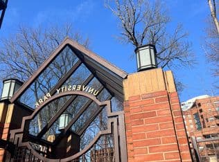 Nearby home at 1500 SW Park Ave APT 108