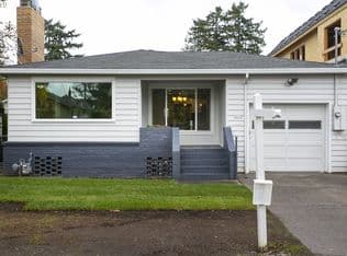 Nearby home at 4816 SE 75th Ave