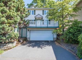 Nearby home at 16516 SE Oatfield Rd