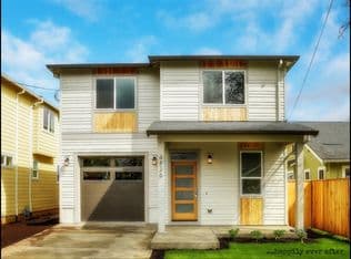 Nearby home at 4826 Se 75th Ave