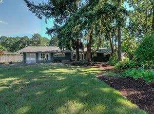 Nearby home at 16217 SE Talwood Ln