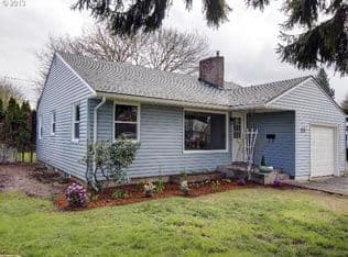 Nearby home at 4400 SE Howe Ln