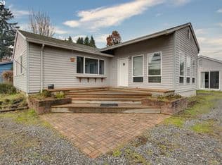 Nearby home at 4543 SE Logus Rd