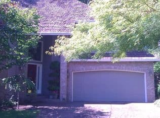 Nearby home at 13584 Twin Creek Ln