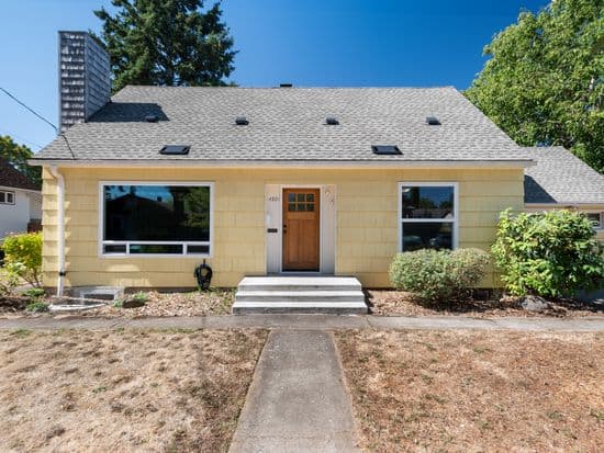 4921 SE 76th Ave