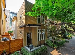 Nearby home at 1409 NE 17th Ave