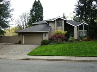 Nearby home at 1598 Skye Pkwy