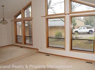 Nearby home at 17648 Janell Ct