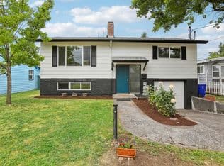 Nearby home at 9245 SE Harrison St