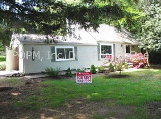 Nearby home at 18255 Willamette Dr