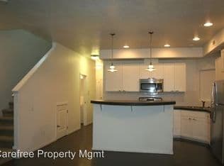 Nearby home at 2310 NE Redelfs Way