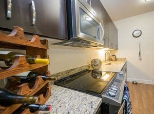 Nearby home at 1500 SW 12th Ave #1-313