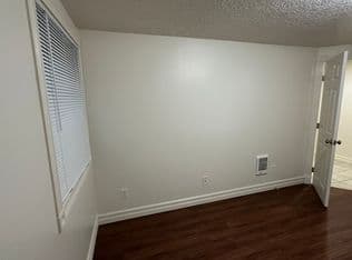 Nearby home at 15616 SE Division St UNIT 1