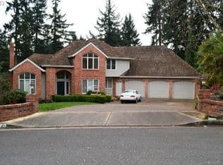 Nearby home at 2142 Marylwood Ct