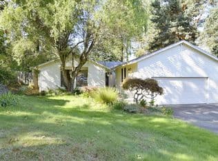 Nearby home at 2470 Woodhill Ct