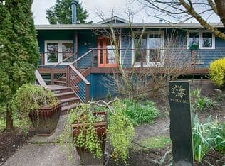 Nearby home at 19110 Suncrest Dr