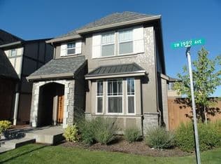 Nearby home at 415 SW 199th Ave