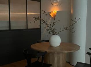 Nearby home at 1400 NW Irving St