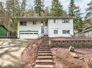 Nearby home at 18358 Upper Midhill Dr