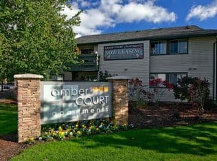 Nearby home at 650 SW 201st Ave #103