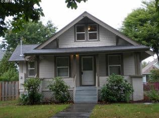 Nearby home at 4727 SE Logus Rd