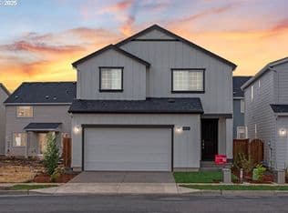 Nearby home at 18950 SW Eureka Ln