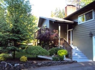 Nearby home at 1770 Marylhurst Dr