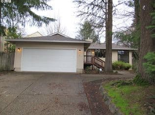 Nearby home at 17665 SW Janell Ct