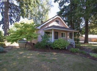 Nearby home at 4309 SE Logus Rd